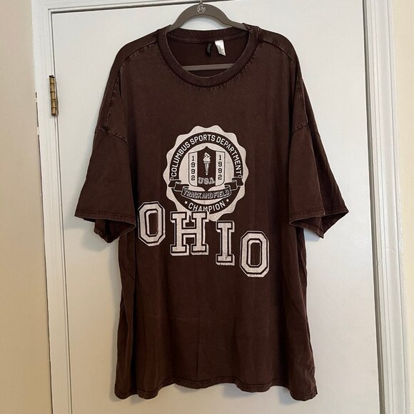 Divided Other - Size 4xl Columbus Ohio Graphic Tee - Brown